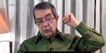 Earth Alliance contra a Nova Ordem Mundial